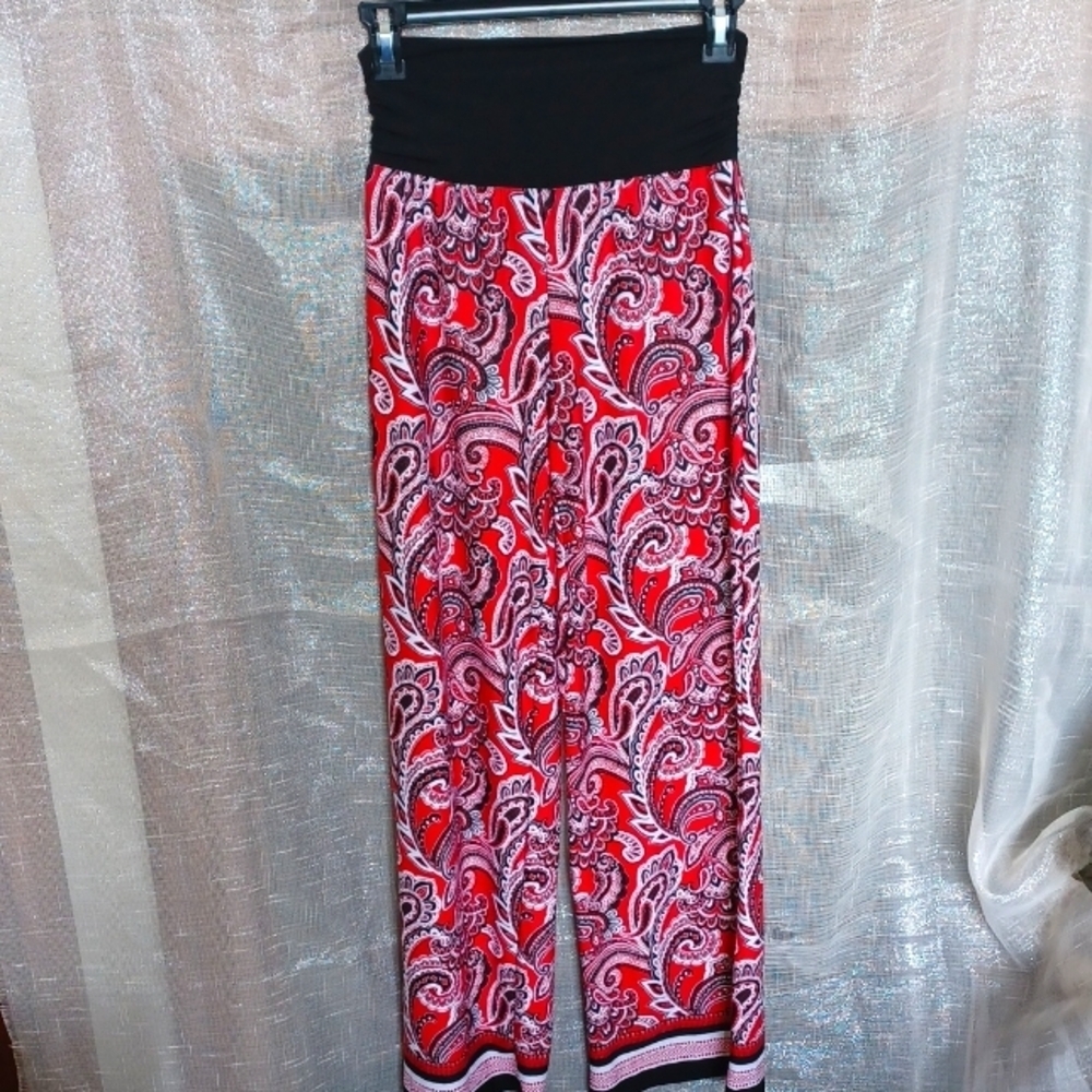 Apt. 9 Red/Black/White Paisley Dress Pants, stretch, XS